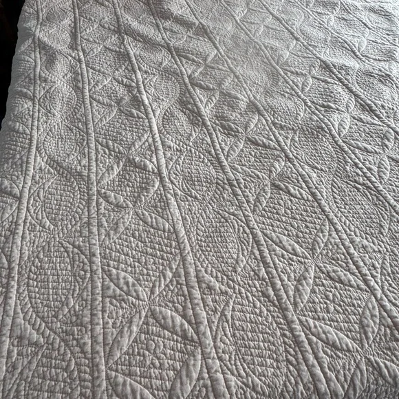 Pottery Barn Light Pink Queen Quilt With Matching Shams - Picture 10 of 10